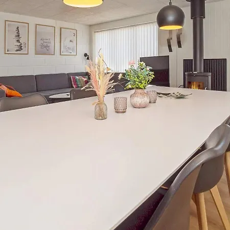 8 Person Holiday In Thisted 3*