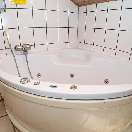 8 Person Holiday In Thisted
