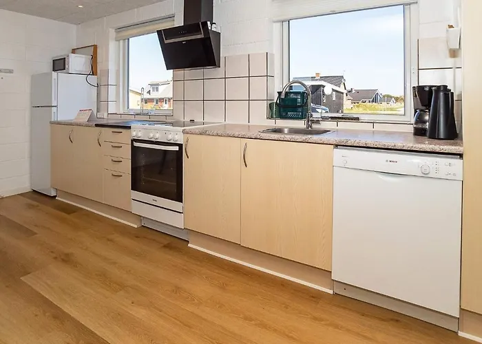 Hotel 8 Person Holiday In Thisted Norre Vorupor